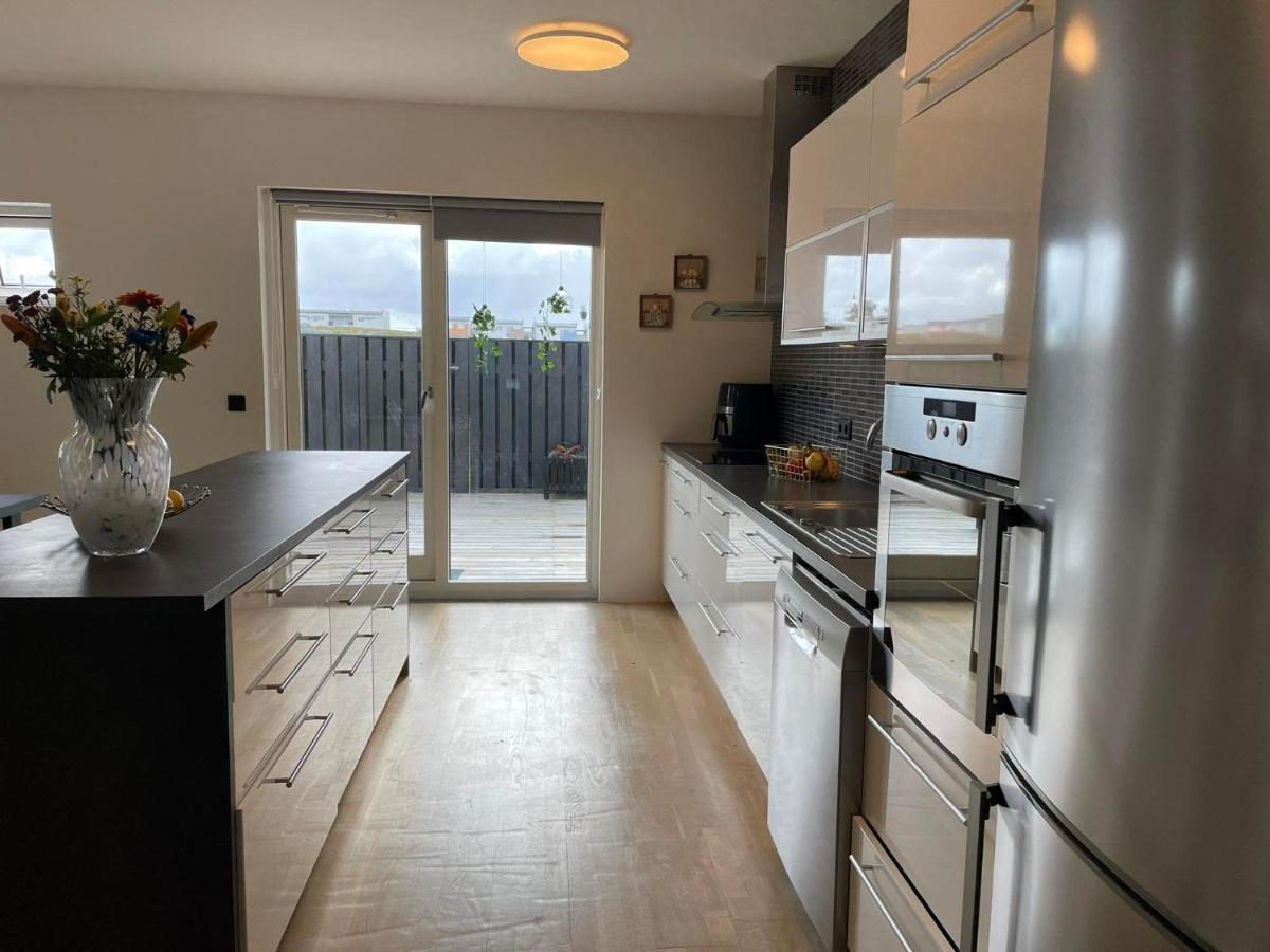 Spacious 3Br Condo Near Blue Lagoon 15M Airport 9M Njarthvik Esterno foto