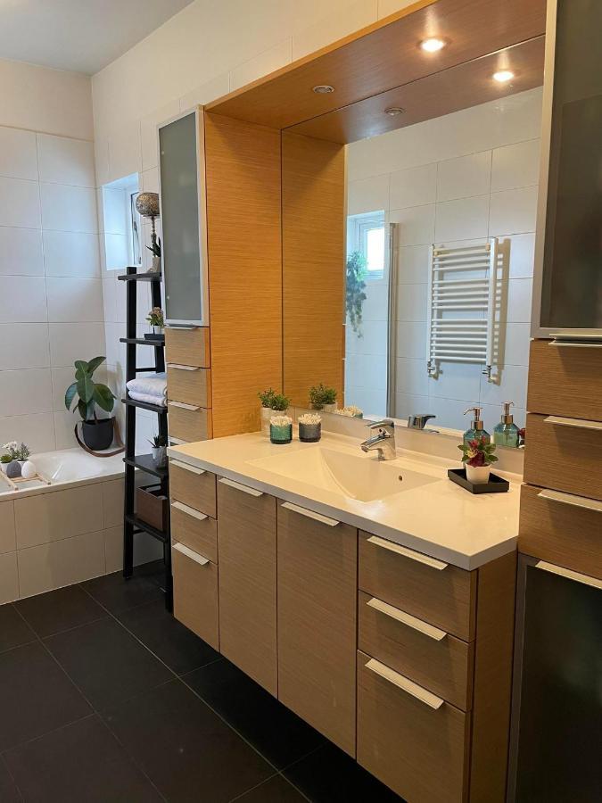 Spacious 3Br Condo Near Blue Lagoon 15M Airport 9M Njarthvik Esterno foto