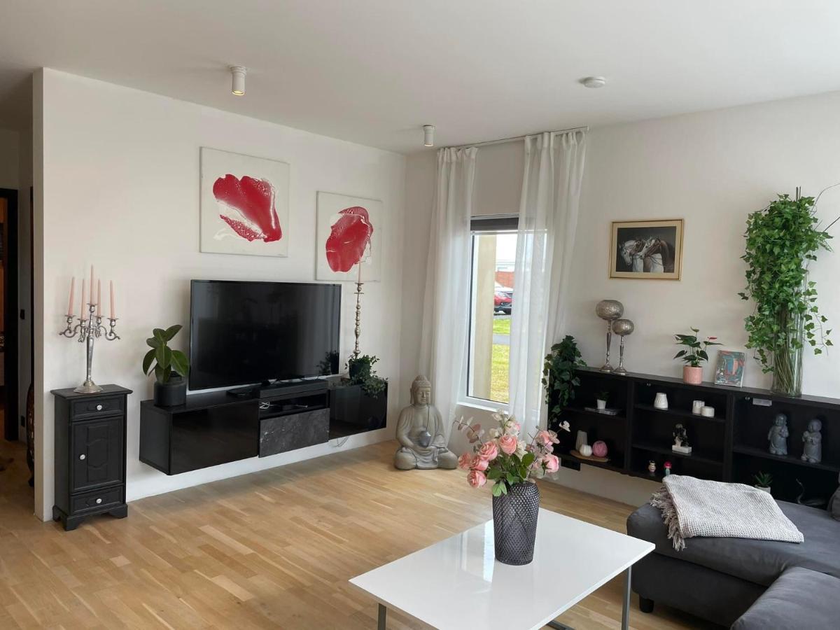 Spacious 3Br Condo Near Blue Lagoon 15M Airport 9M Njarthvik Esterno foto