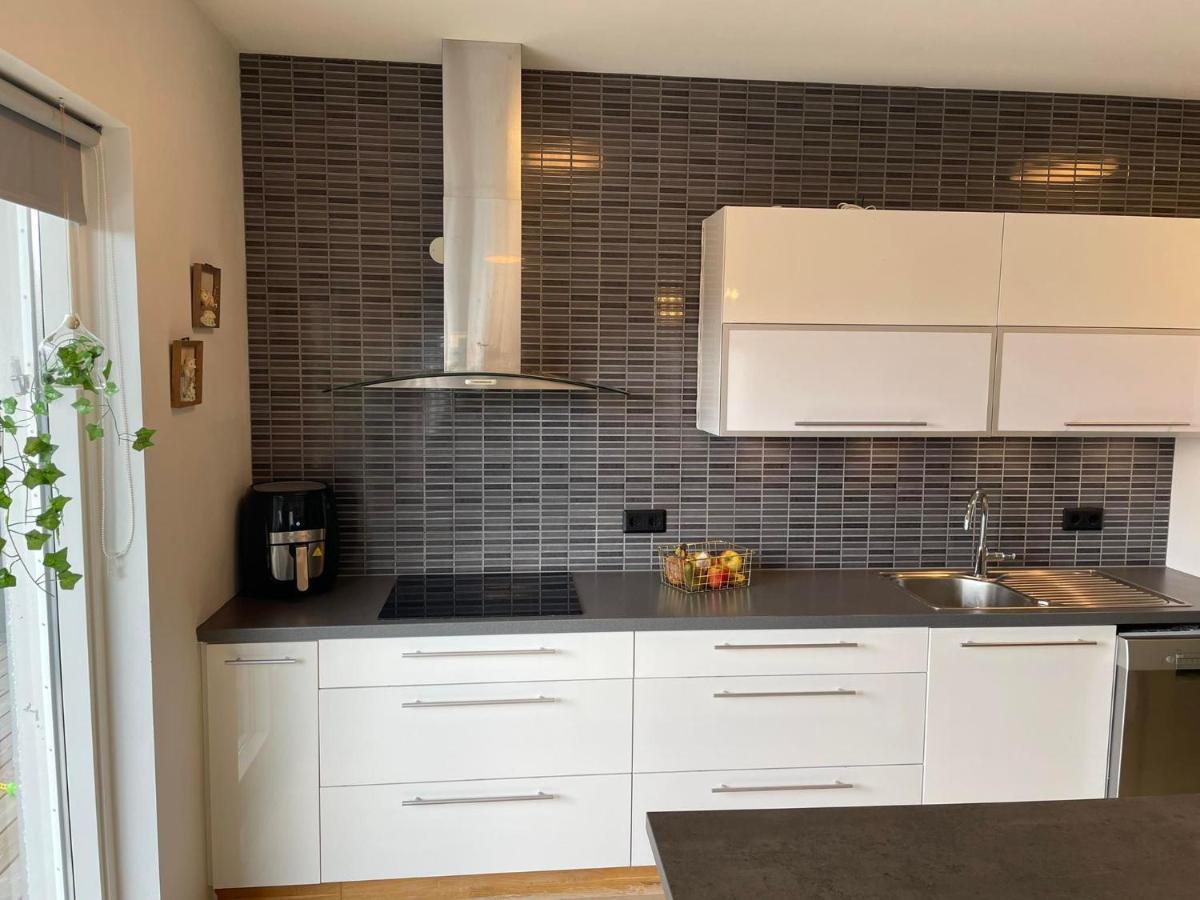 Spacious 3Br Condo Near Blue Lagoon 15M Airport 9M Njarthvik Esterno foto